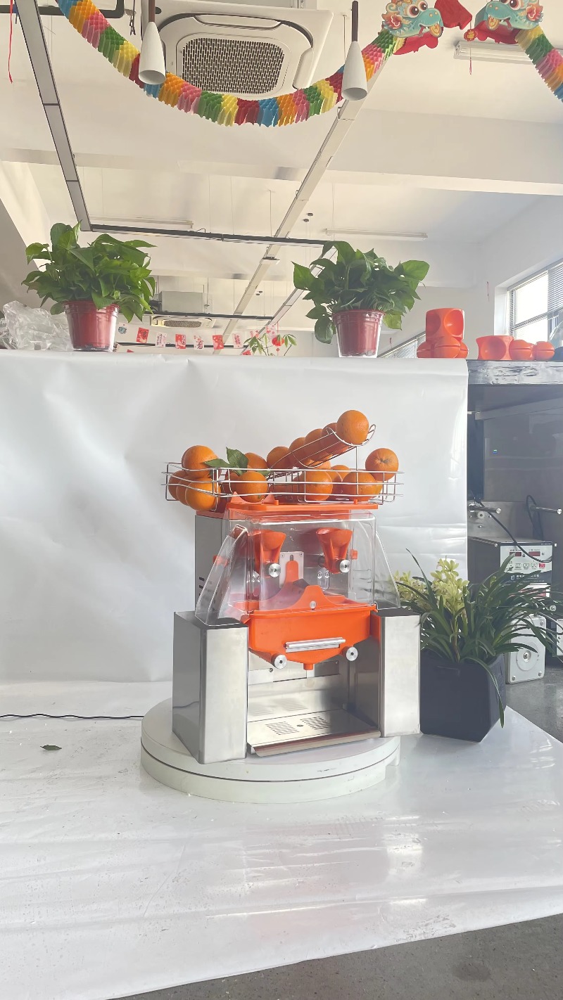 آلة عصر البرتقال الصناعية الأو - مراجعة Juicer وسعره
